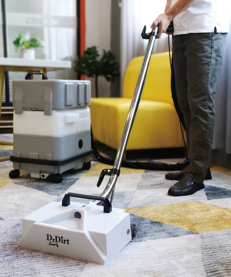 房间地毯脏了如何清洁